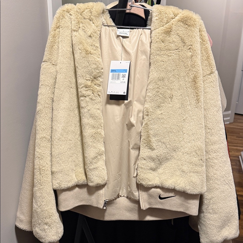 Nike Women's Teddy Jacket